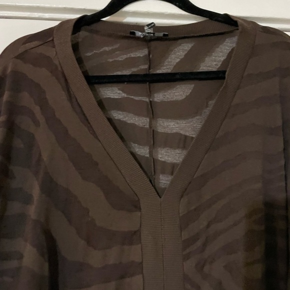 Express Brown Sheer Flowy Top Size X Small - Picture 3 of 7